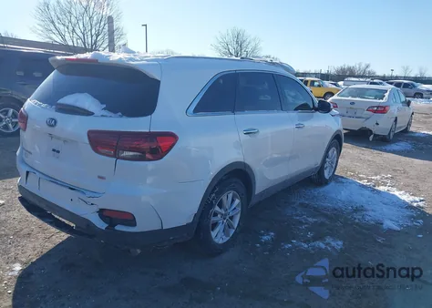 2019 Kia Sorento 2.4L Lx из США, поврежденный, VIN 5XYPGDA3XKG560387